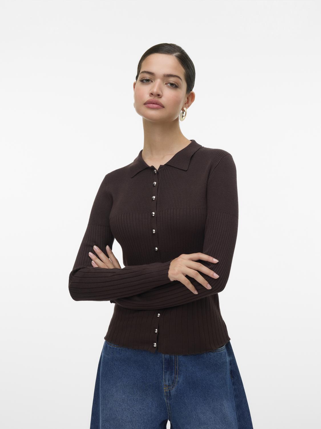 model_shot-front